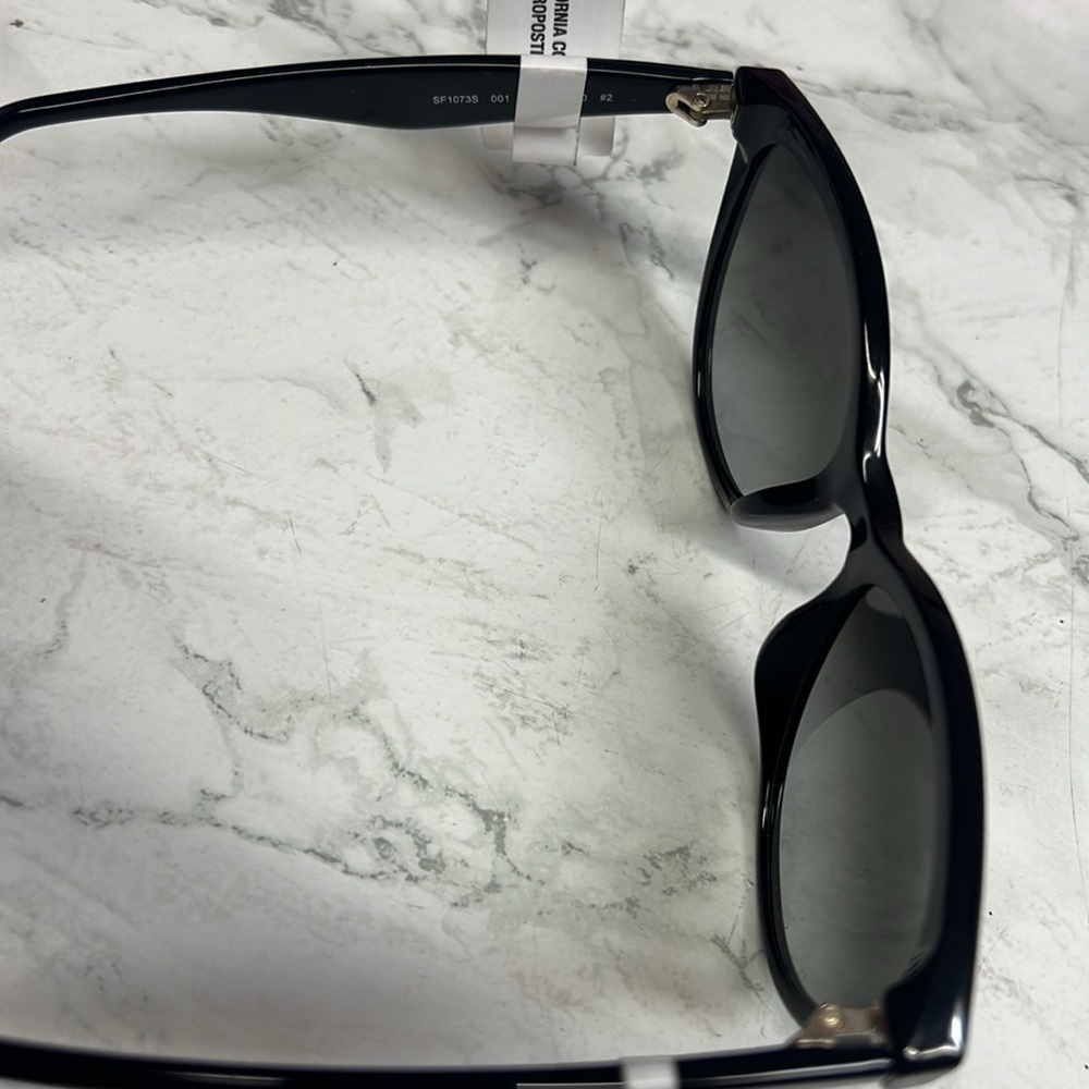 Salvatore Ferragamo Women's Black Cat Eye Sunglasses SF1073S001 Italy - Picture 5 of 5